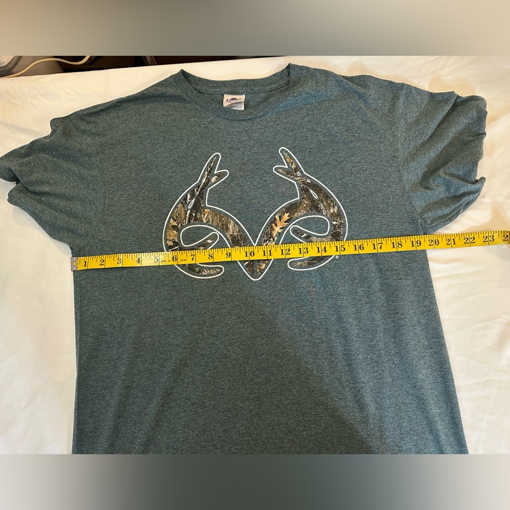 Green Camo Antler Graphic Tee Rustic Outdoor Style Men’s M - Picture 5 of 6